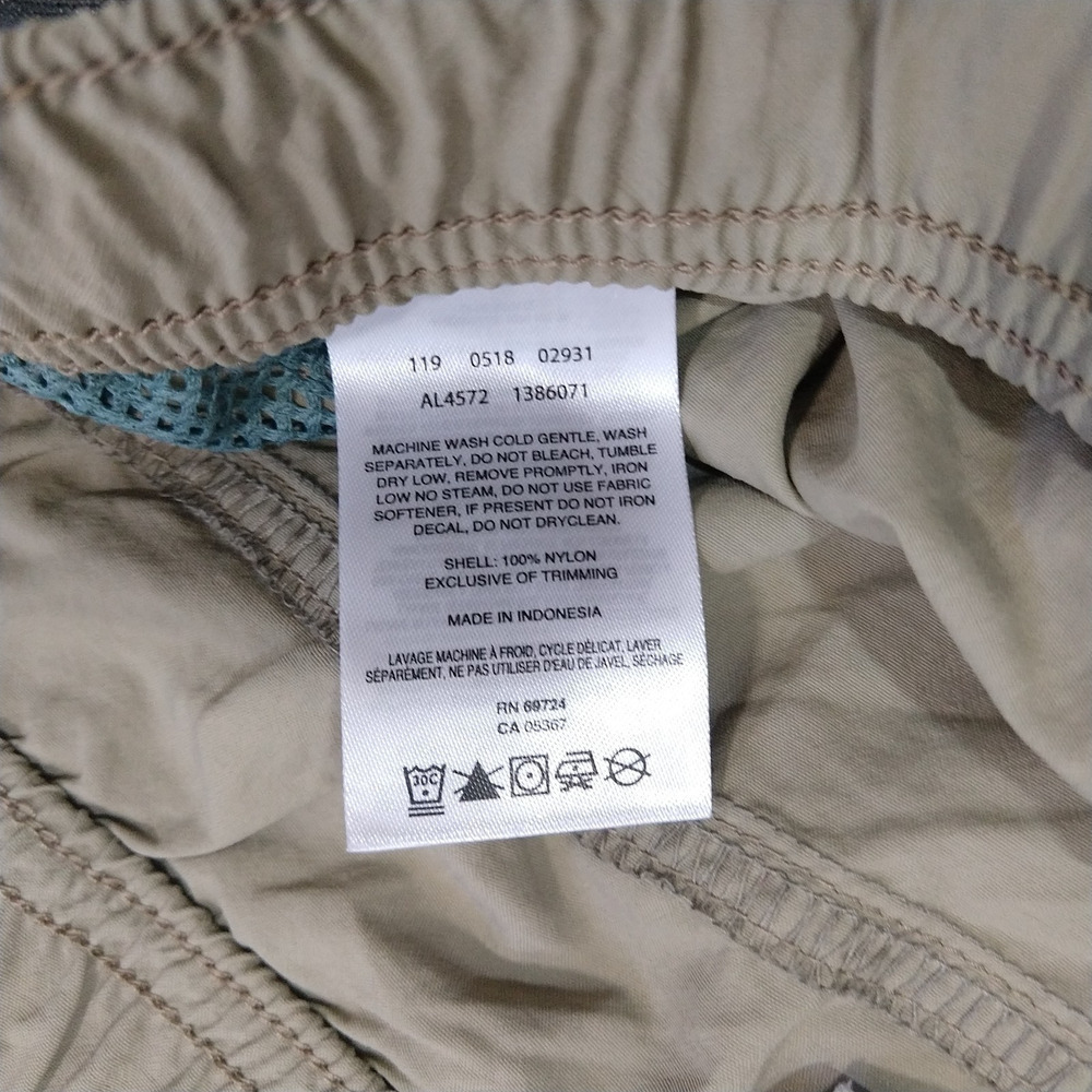 Vintage Y2K Columbia Womens Shorts Size XL High Rise Hiking GORPcore Belted - Picture 7 of 8